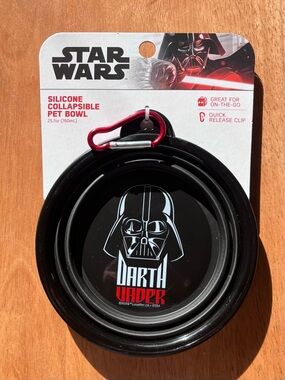 Star Wars Darth Vader Dog/Cat Silicone Collapsible Water/Food Bowl w Clip - NWT